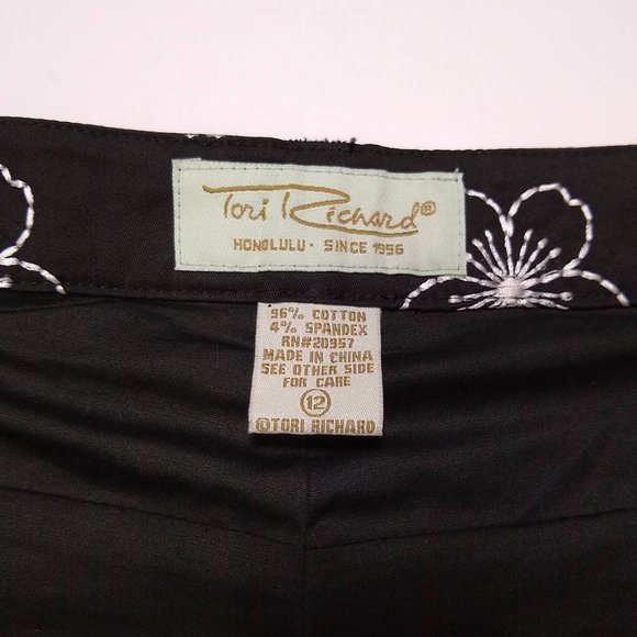 Tori Richard Black Capris Pants Size 12 Embroidered Flower Crop High Rise - Picture 4 of 8